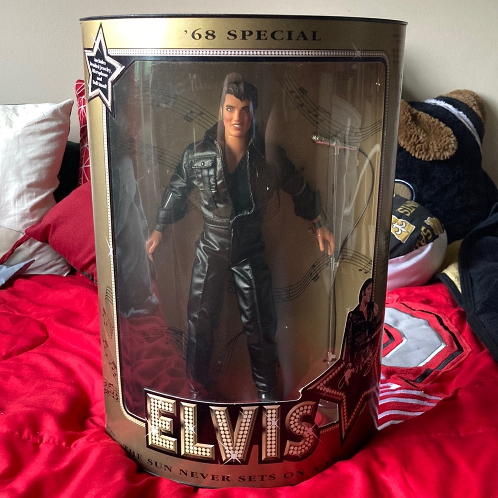 Hasbro Elvis Presley ‘68 Special Comeback Figure